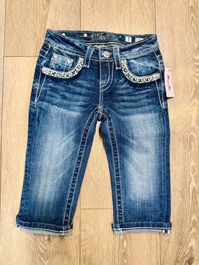 Miss Me Girls Dark Blue Rhinestone Trim Cuffed Capri Jeans size 7